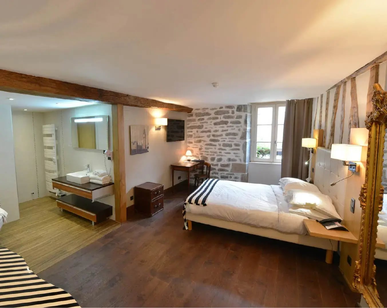 Hotel Relais de la Côte dOr Website body image 3 1352 x1076-50