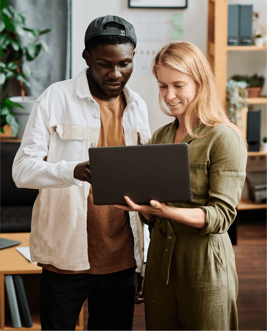 Empower-your-teams_Landing page - 933x1158-8-min