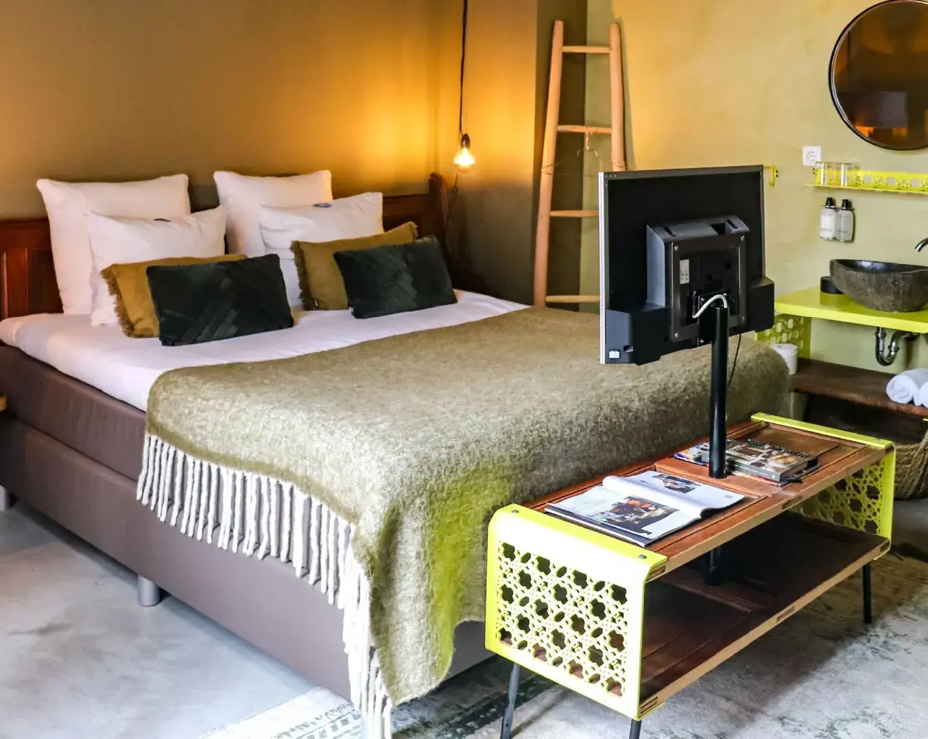 Mews helps himgroep Website body Image 1 1076 x 1352-50