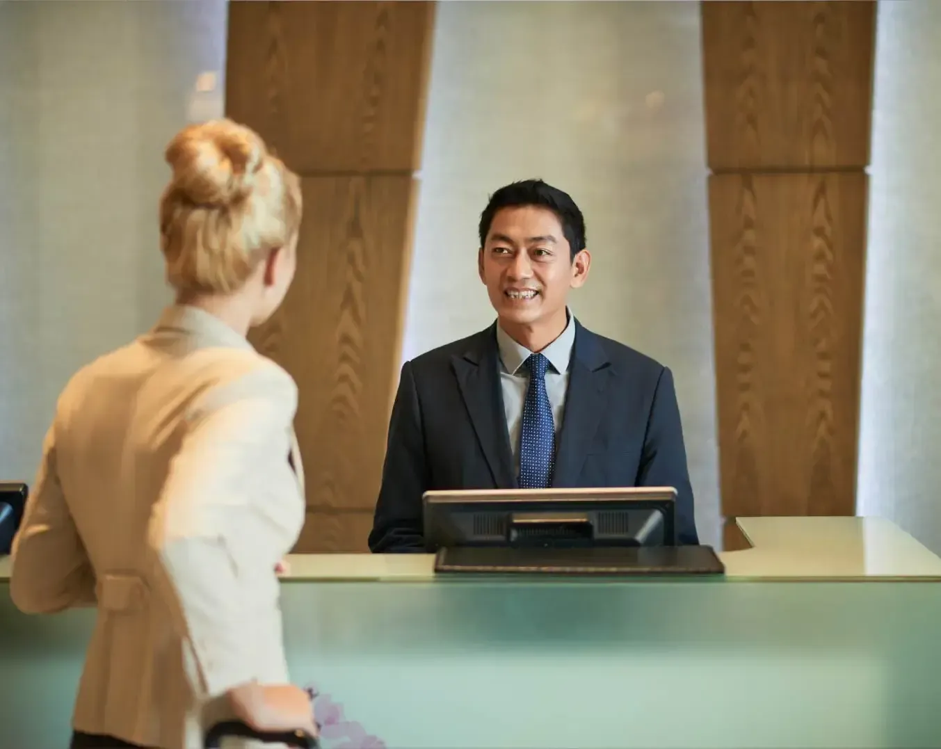 contribucion a la imagen moderna y vanguardista del hotel