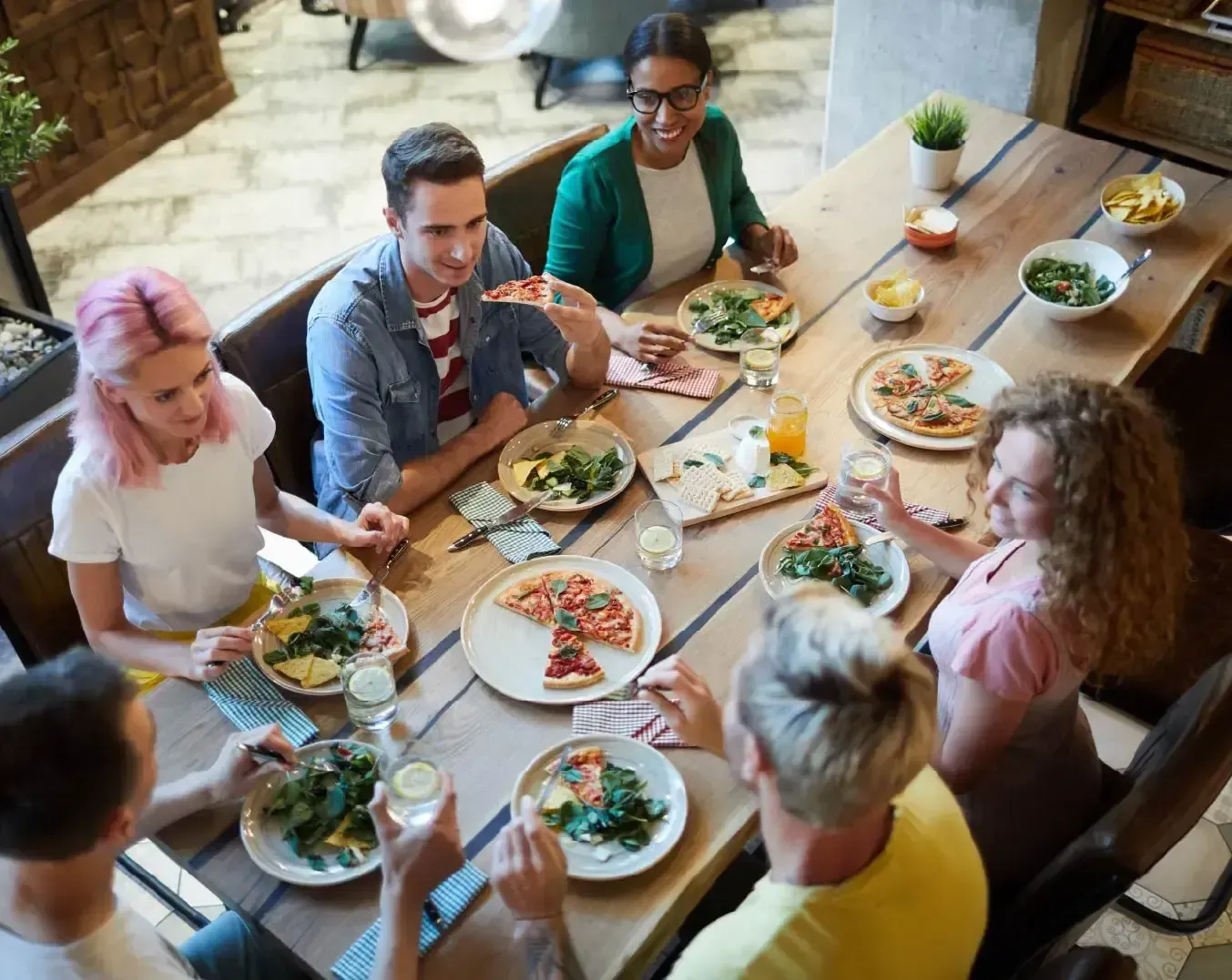 Qué es la media pensión en un hotel