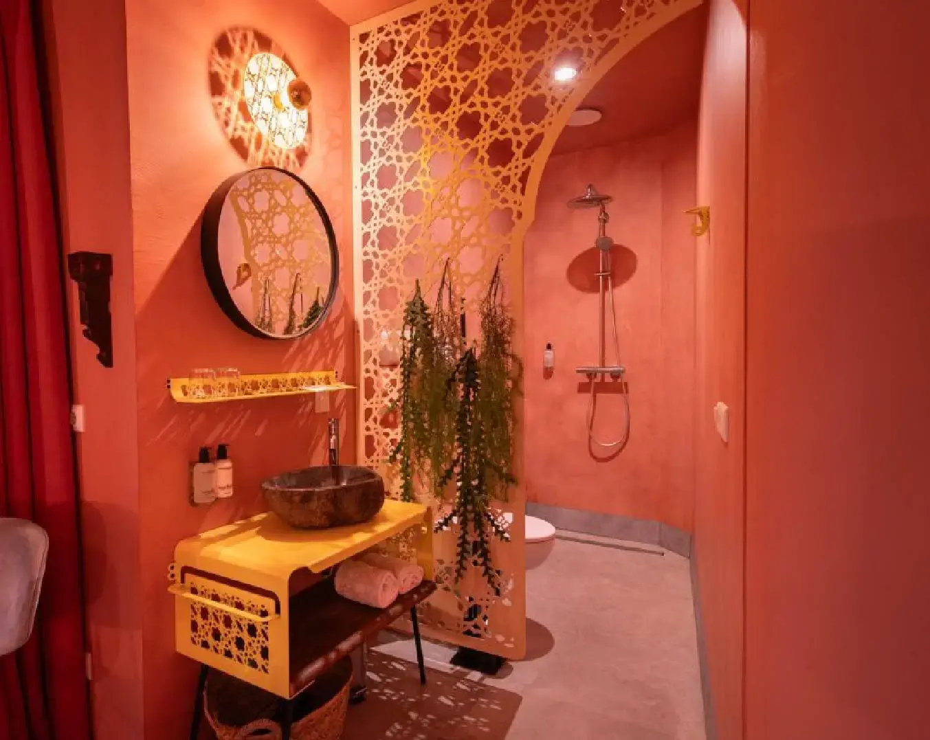 Mews helps himgroep Website body Image 2 1352 x 1076-50