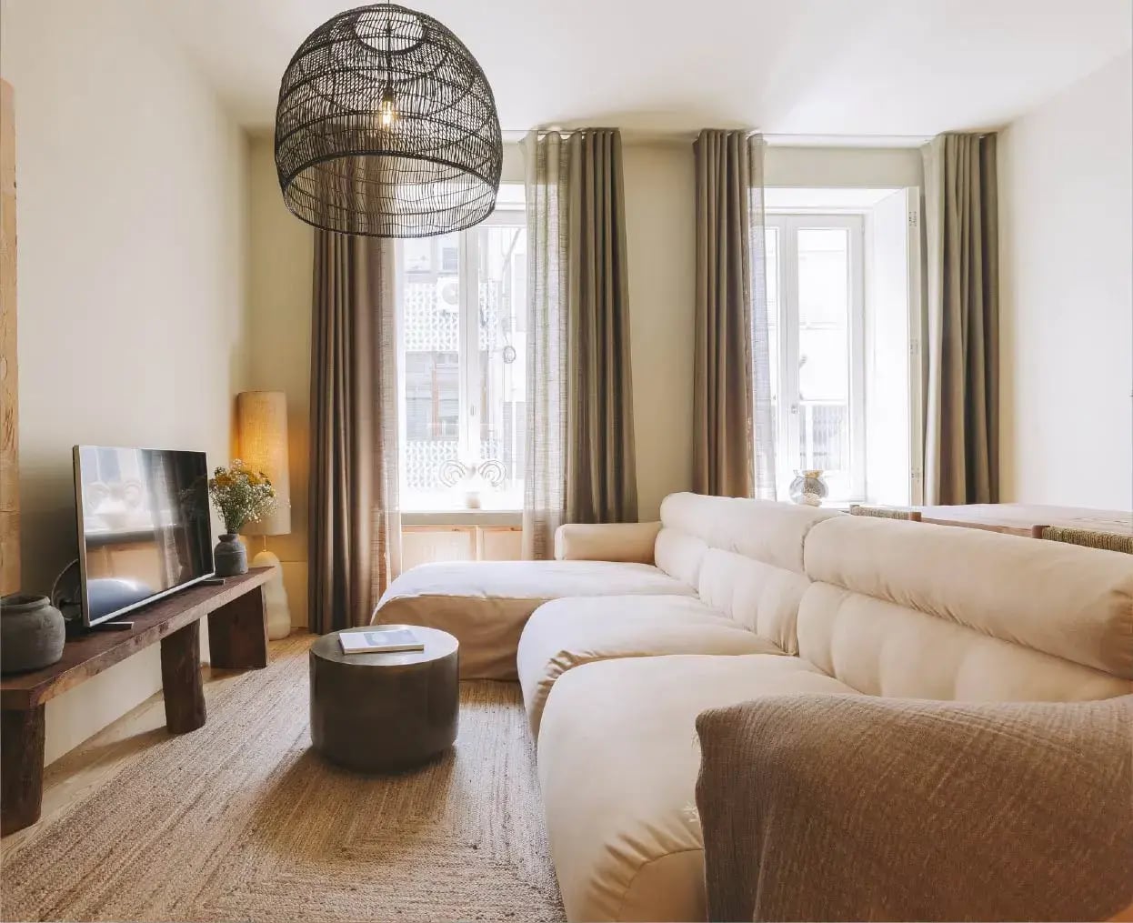 From easy payments to higher RevPAG, Village by BOA prospers with Mews Hero - 1245x1014-50