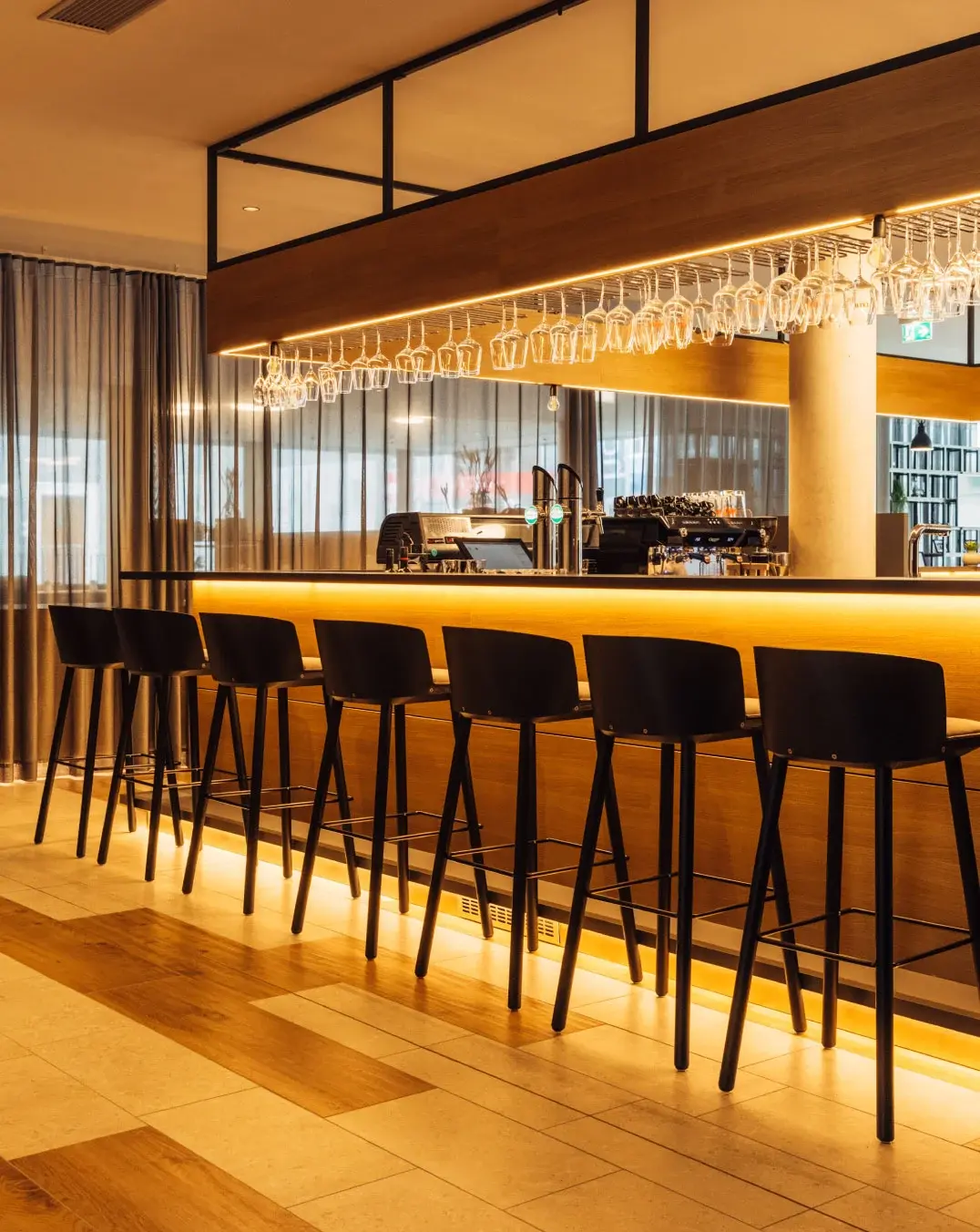 HH_1076-x-1352---Body-Image-4 (1)