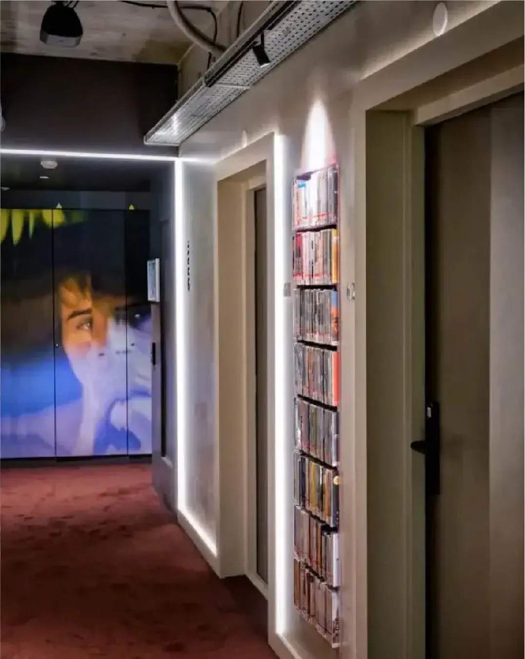 Hotel Paradiso Portrait body image - 1076x1352 copy-50