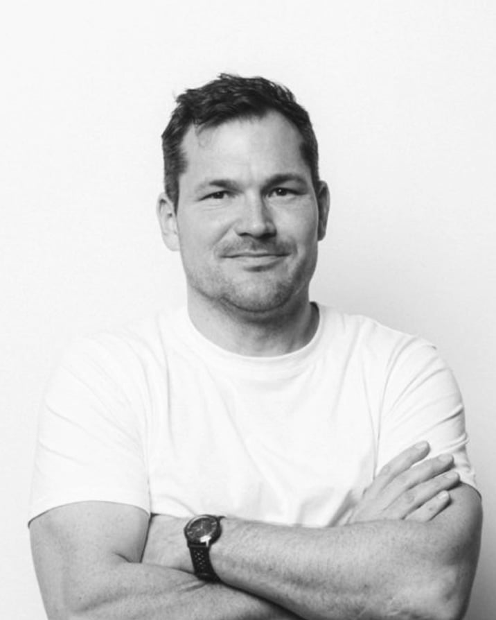 Josef_Lapka_SPEAKER_716x894