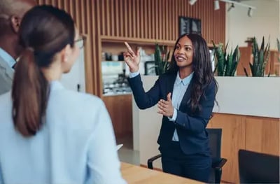 10 Wege, den Betrieb für unabhängige Hoteliers und Hotelières zu verbessern thumbnail