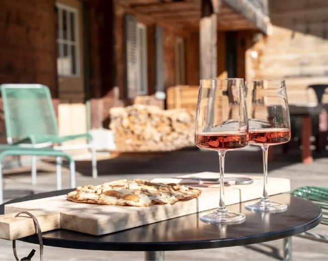 Lenk Lodge reduces manual tasks by 50  with Mews Website body image 3 1352 x1076-50 