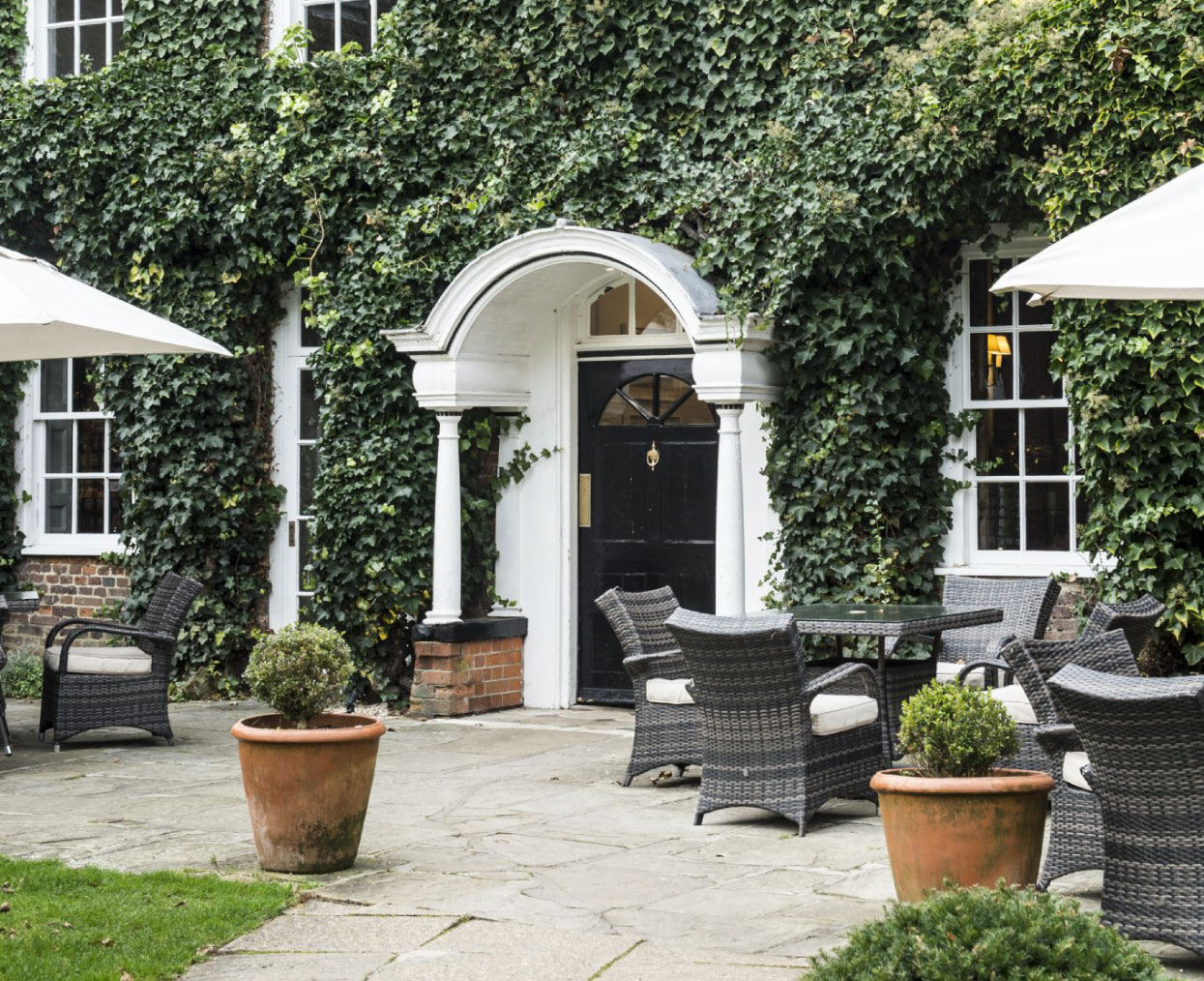 bush-1245-x-1352---Hero