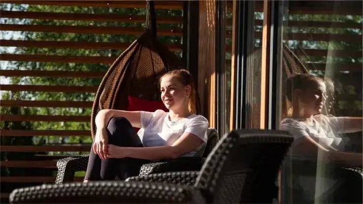 Cuáles son los beneficios de alojarse en un ecohotel