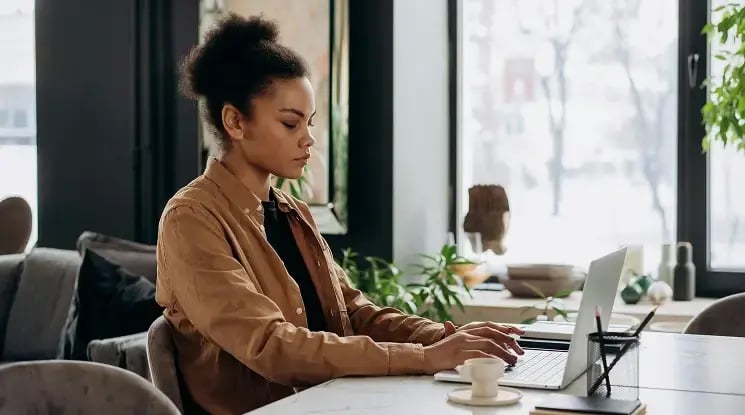 Cuáles son los beneficios de utilizar inteligencia artificial