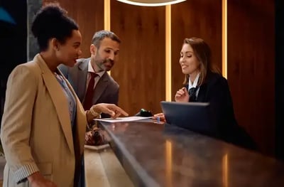 Hotel-Service-Recovery: Wie du Probleme von Gästen schnell lösen kannst thumbnail