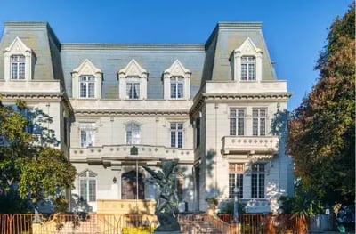 Les différences entre hôtel, auberge de jeunesse et chambre d'hôtes thumbnail