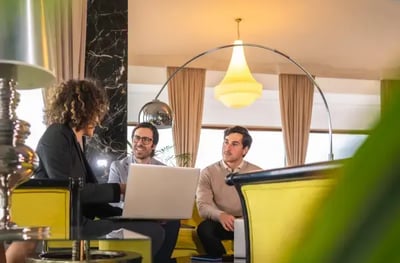 Die ultimative Anleitung für die Schulung von Hotelpersonal thumbnail